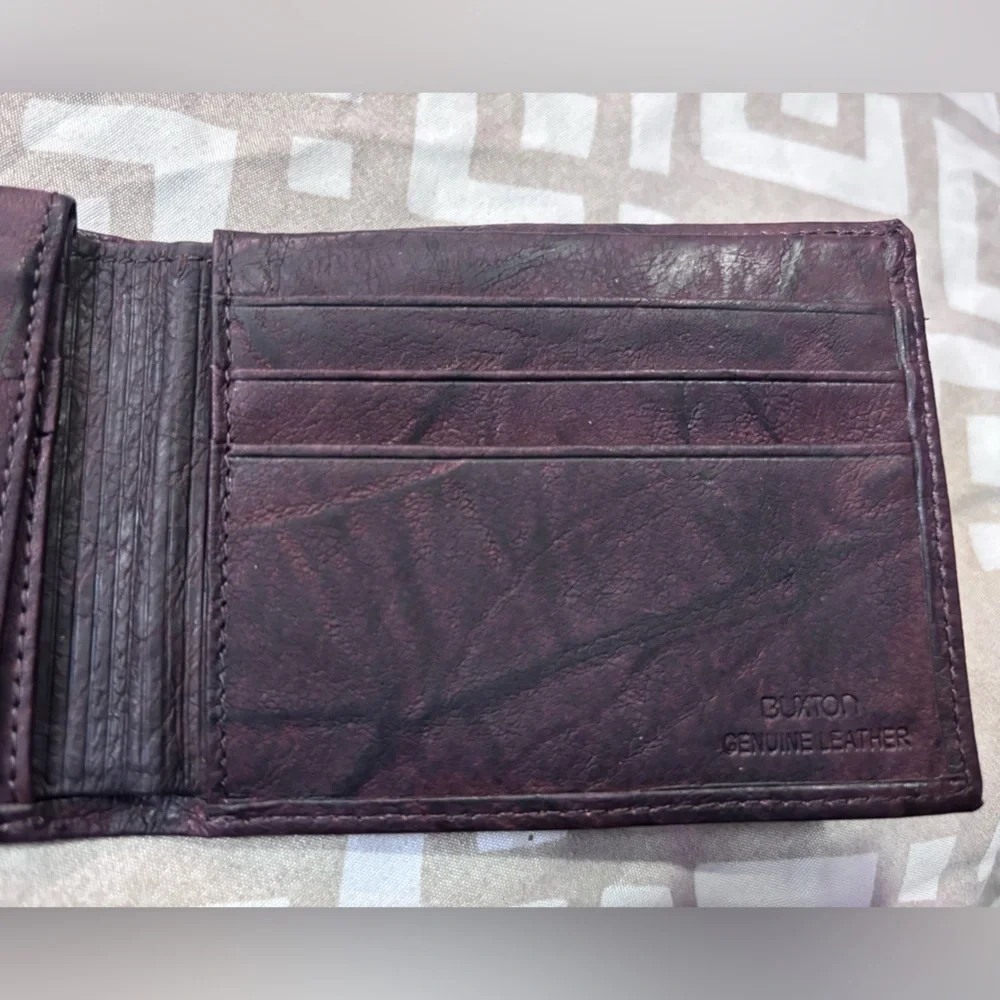 Buxton Dark Brown Dakota Leather wallet Vintage